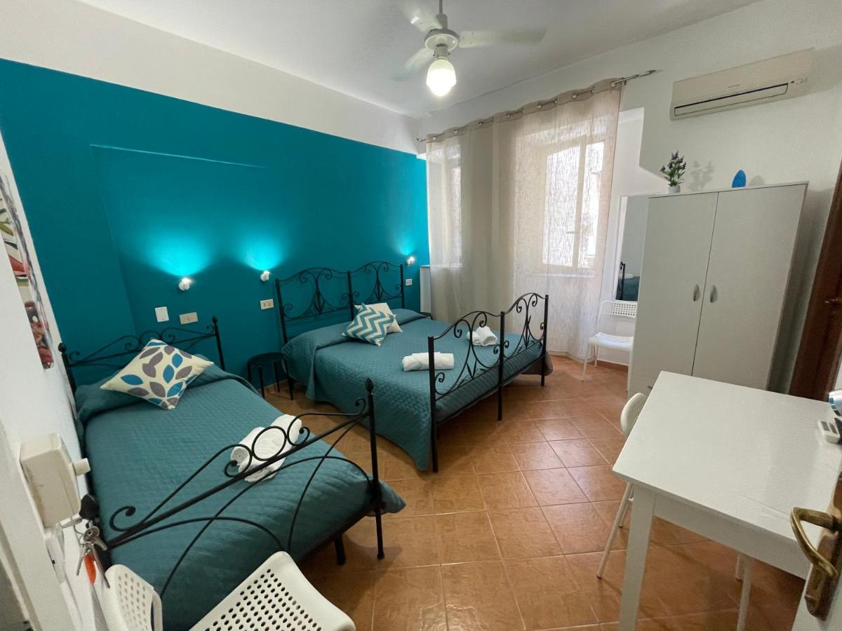 Hotel Casa Vittoria Palermo Esterno foto