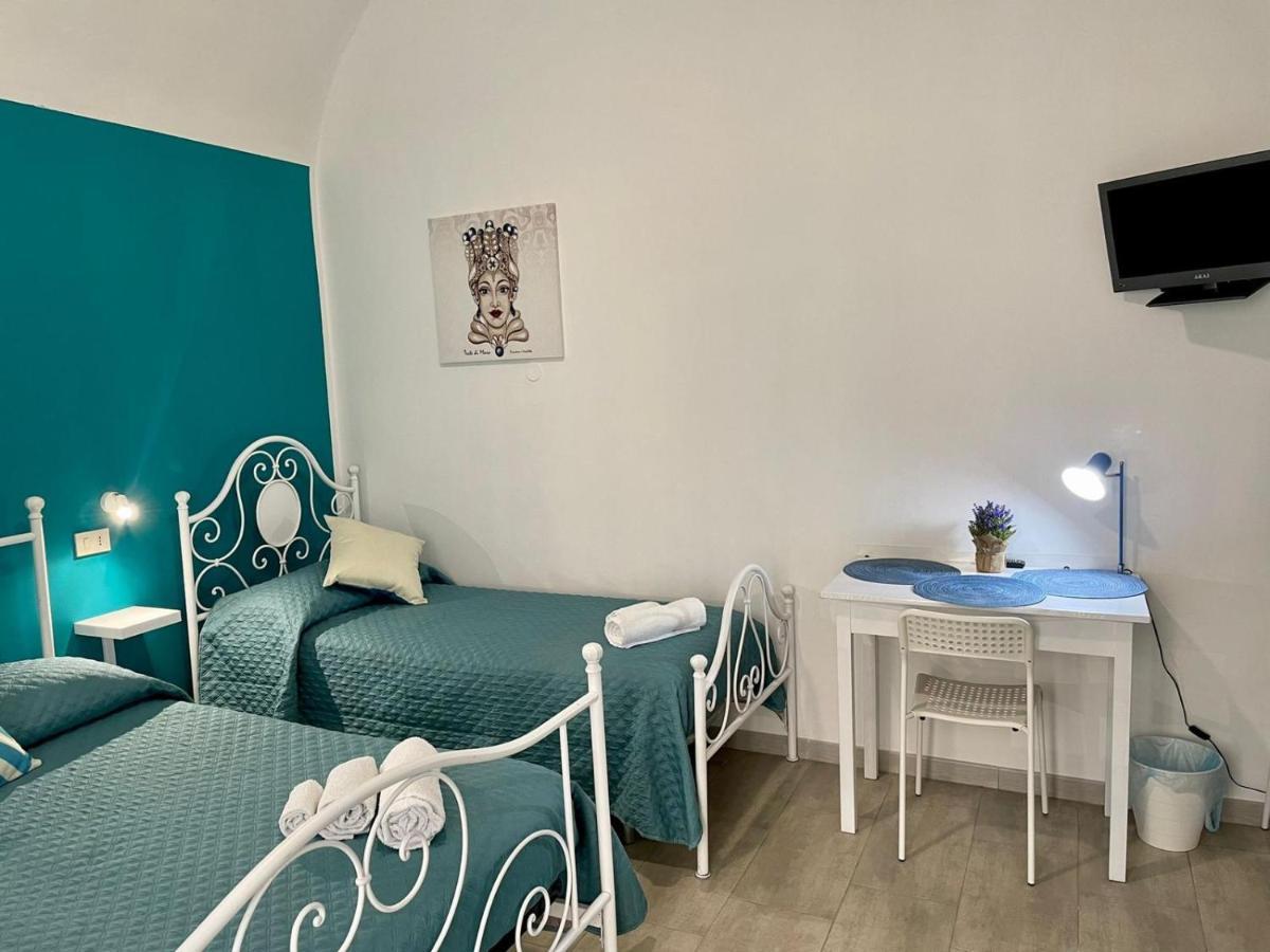 Hotel Casa Vittoria Palermo Esterno foto